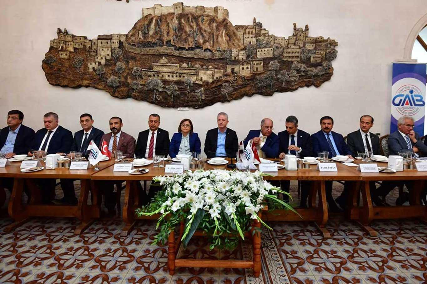 Al-Janabi: Sorunlar çözülünce ticaret hacmi daha da artacaktır Al-Janabi: Sorunlar çözülünce ticaret hacmi daha da artacaktır